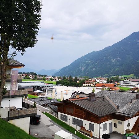 Haus Benedikta Lägenhet Kaltenbach Exteriör bild